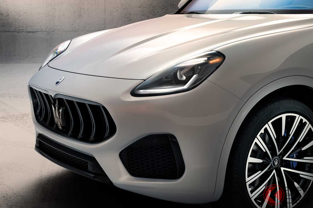 日本で発表されたマセラティの新型SUV「グレカーレ」