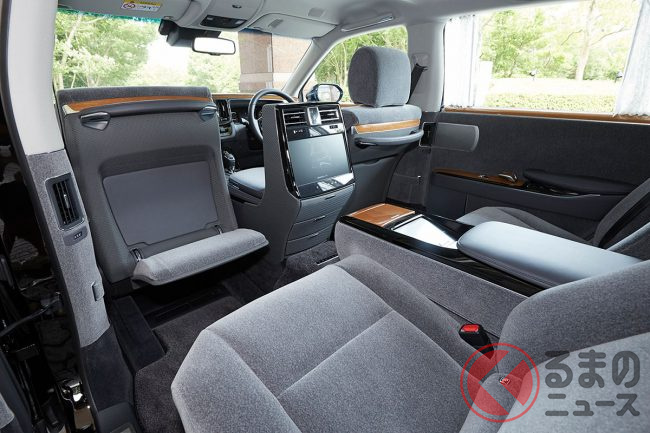 クルマは四角くないとダメ 流行りの丸いクルマに異議 あまりに真四角すぎるトヨタ車3選 くるまのニュース クルマは四角くないとダメ 流行りの丸いクルマに異議 あまりに真四角すぎるトヨタ車3選 くるまのニュース