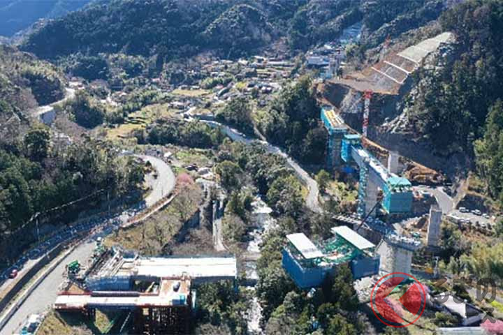 工事が進む河津IC(仮称)付近。2021年2月撮影(画像:国土交通省中部地方整備局沼津河川国道事務所)