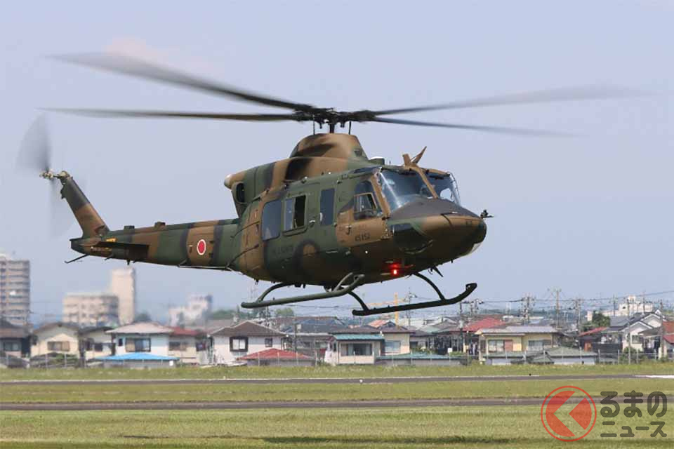 飛行試験中の陸上自衛隊新多用途ヘリコプター「UH-2」量産初号機