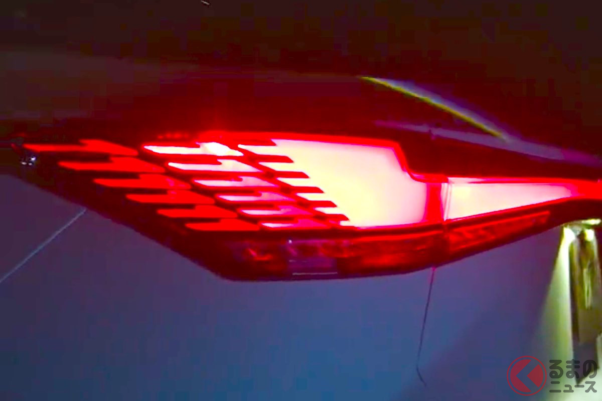 レクサス新型RXのテールライト