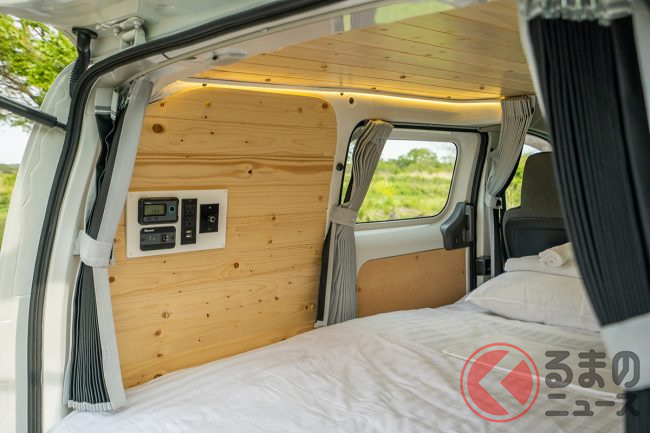 どこでも車中泊 2名乗り キャンピングバン 登場 コンロ シャワー完備の凄い仕様とは くるまのニュース どこでも車中泊 2名乗り キャンピングバン 登場 コンロ シャワー完備の凄い仕様とは くるまのニュース