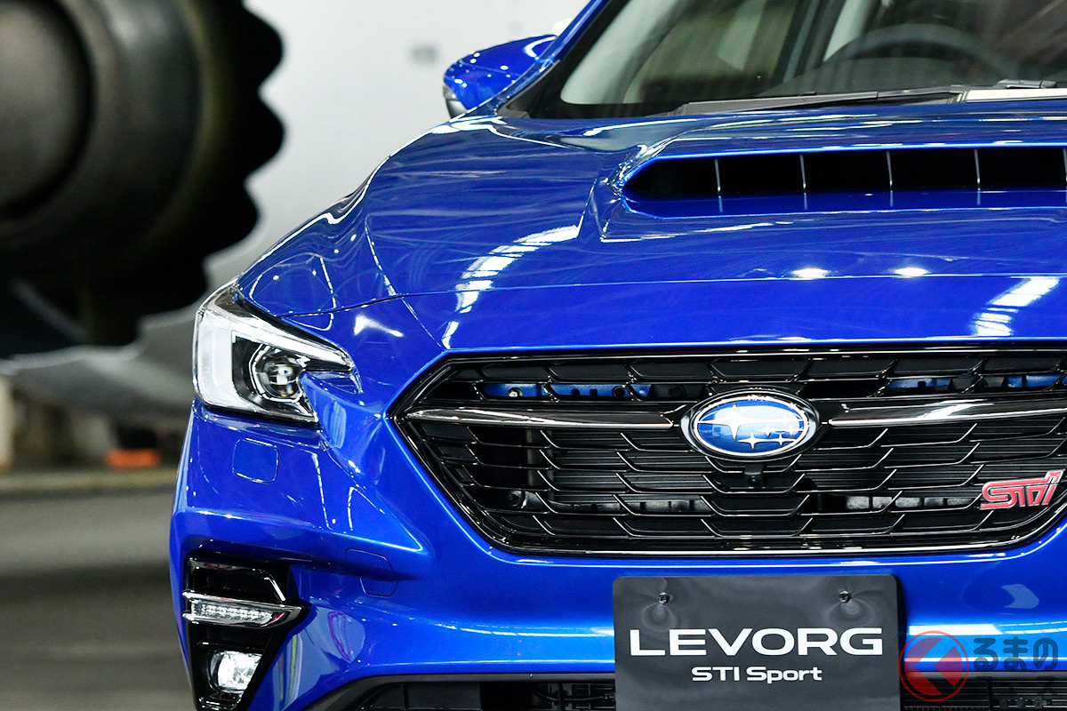 ステーションワゴンのなかでも高い人気を誇るスバル「レヴォーグ」の残価率は果たしてどれくらい?