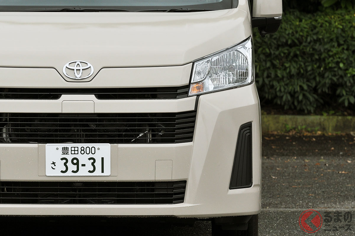 トヨタ「ハイエース FCV キッチンカー」