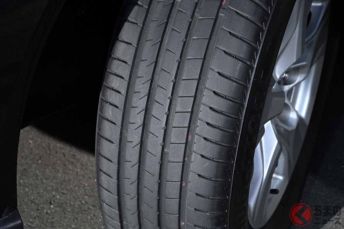 ブリヂストン「アレンザ001」
