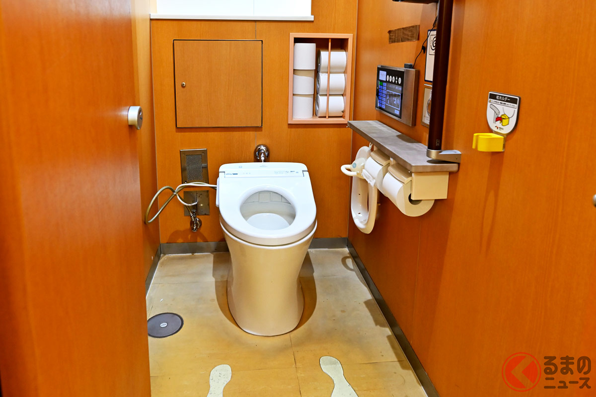 なぜお尻で疲れが分かるのか? 海老名SAにある最新トイレ事情!