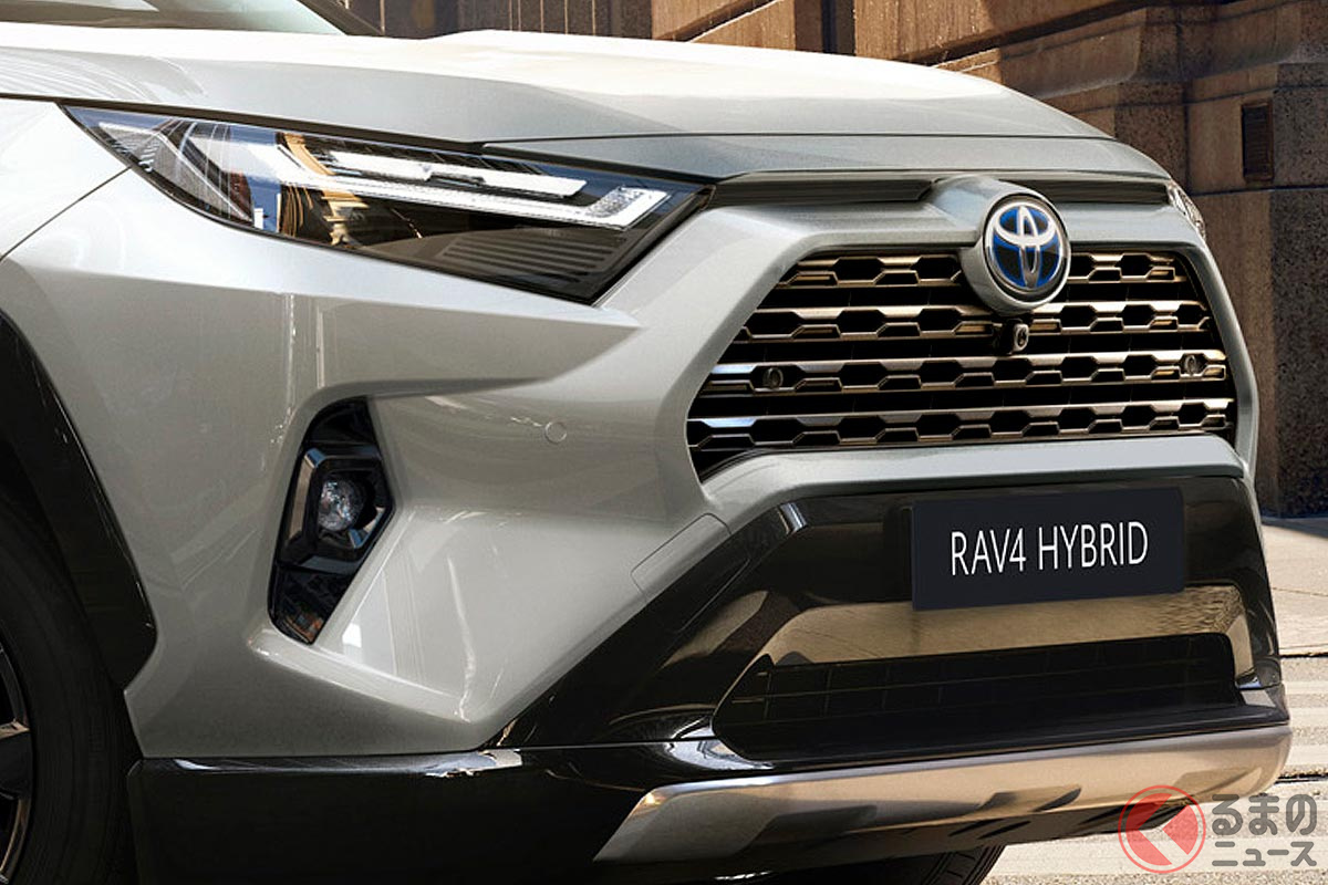 ホワイトの新色が追加されたトヨタ「RAV4 2023年モデル」(欧州仕様)