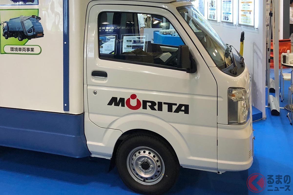 個室トイレを備えた軽キャンパーみたいな「トイレカー」