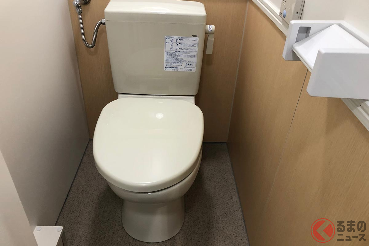 落ち着ける空間が広がる「トイレカー」