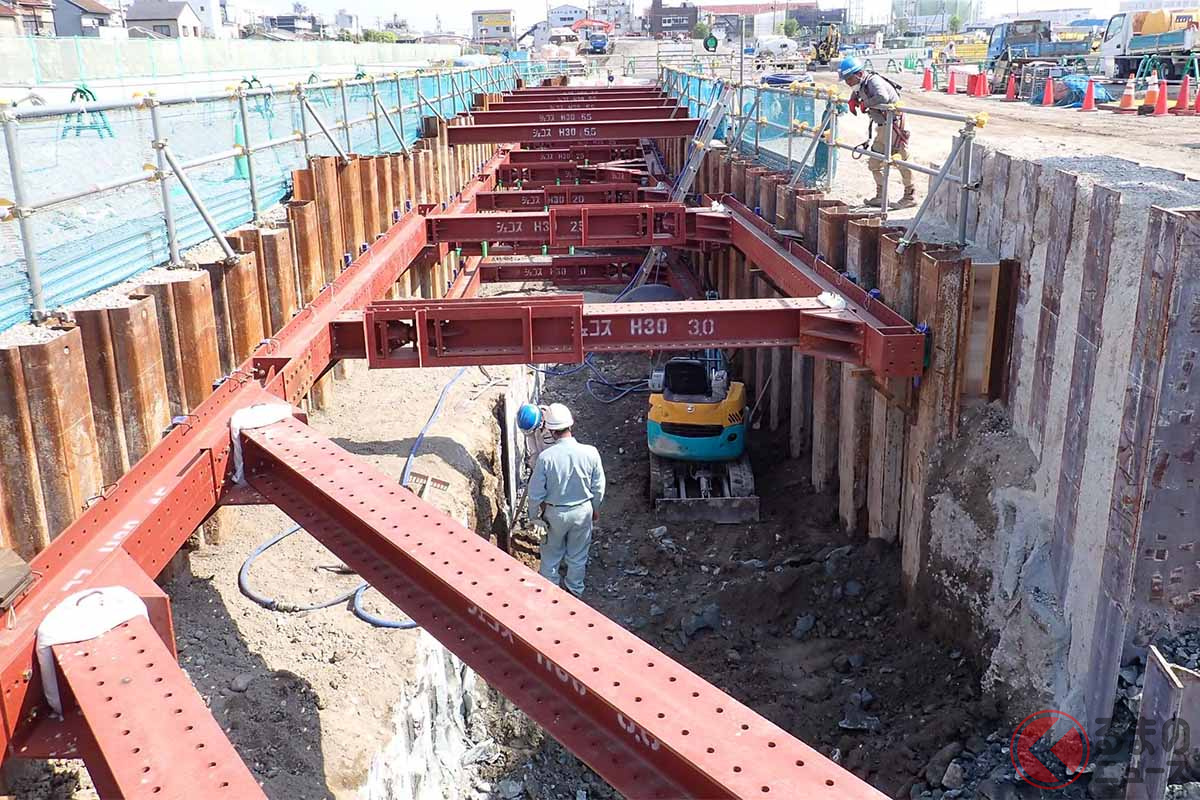 駒栄地区でトンネル掘削に向けて進む準備工事(画像:阪神高速)