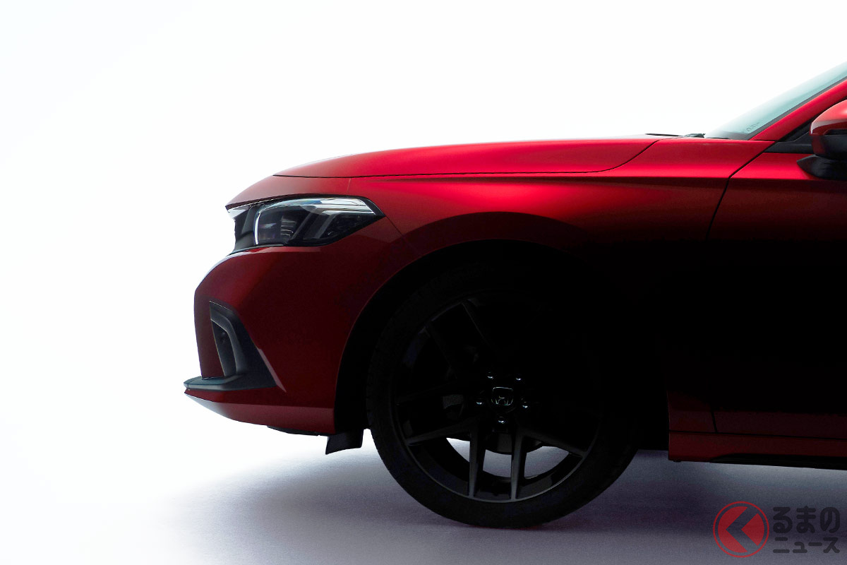 間もなく世界初公開される新型シビック(ティザー画像)