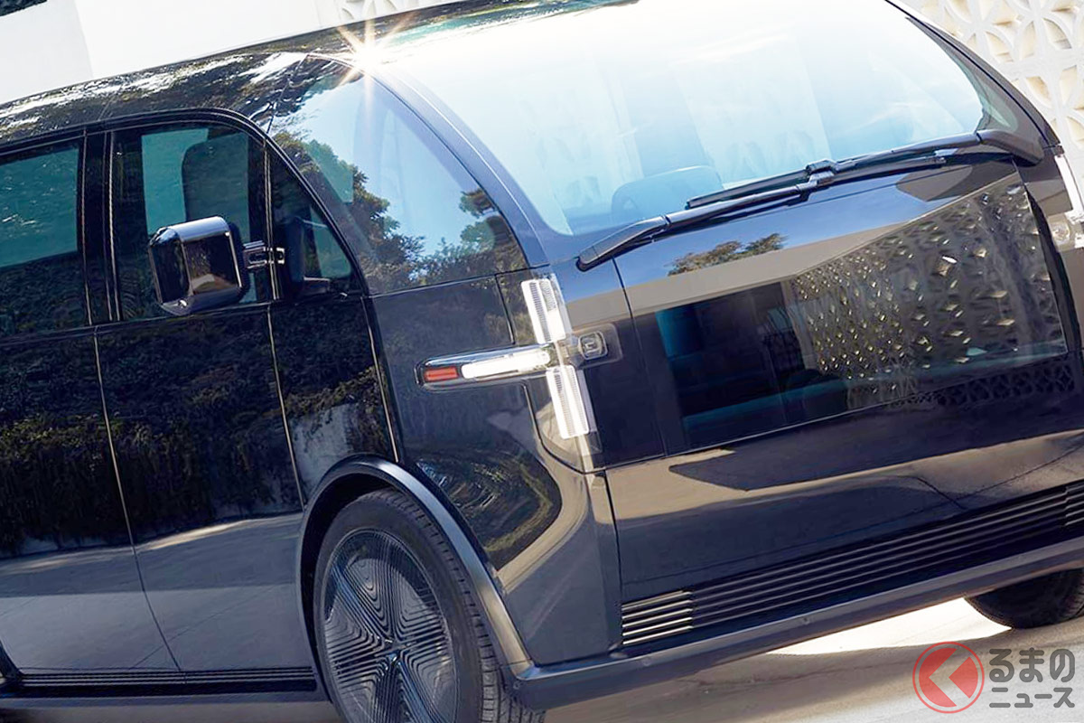 車体上半分がガラス張り!開放感がすごいカヌー「ライフスタイルビークル」