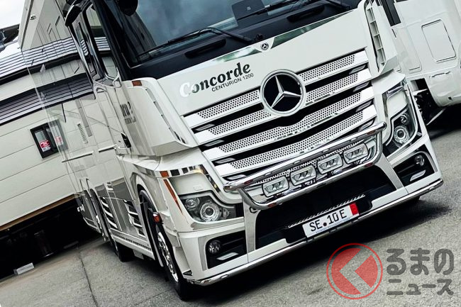 全長12m 8000万円超えの 動く高級ホテル 究極のキャンピングカー センチュリオン クルマ1台格納出来る最強仕様とは くるまのニュース 全長12m 8000万円超えの 動く高級ホテル 究極のキャンピングカー センチュリオン クルマ1台格納出来る最強仕様とは くるまのニュース