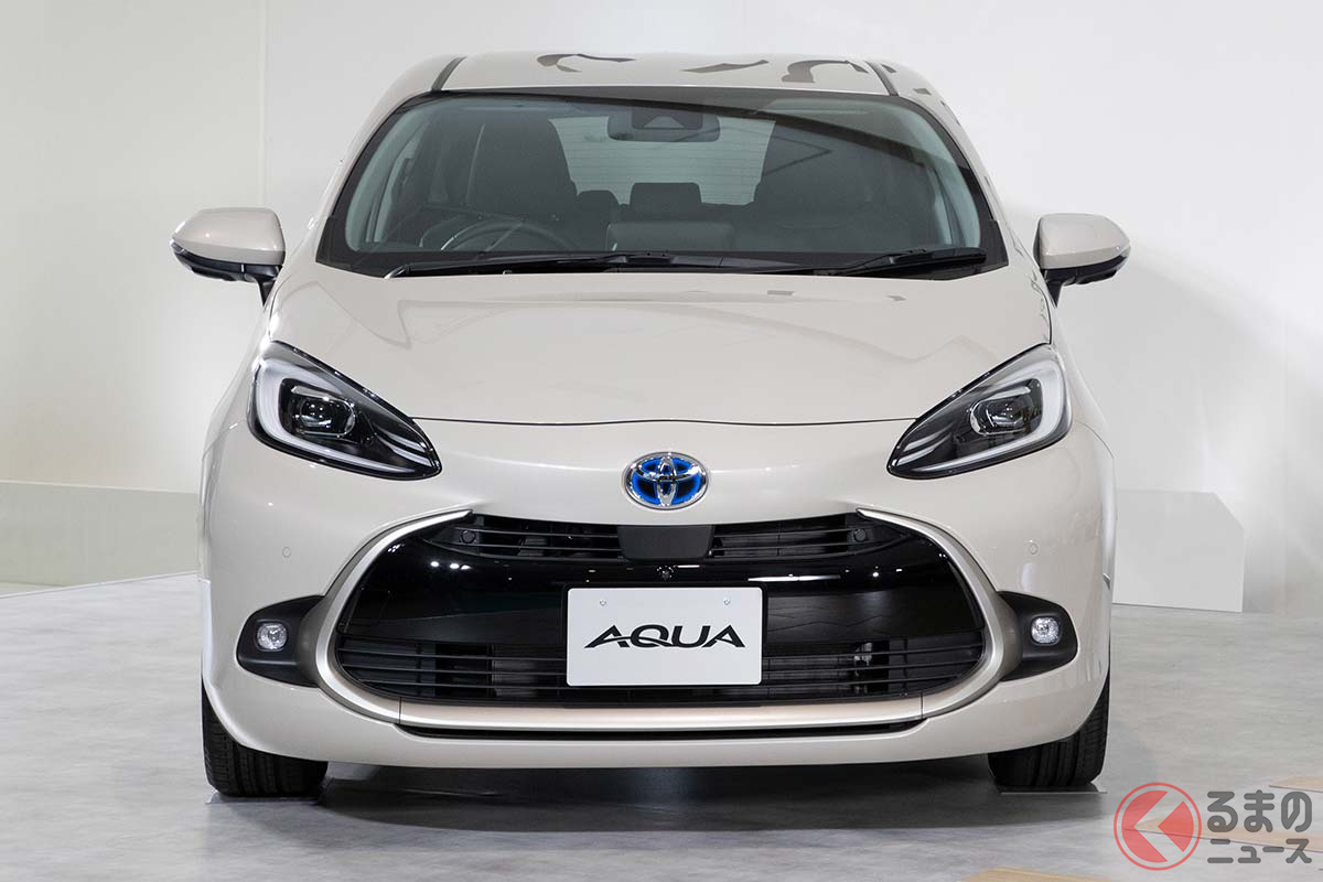 トヨタ新型「アクア」