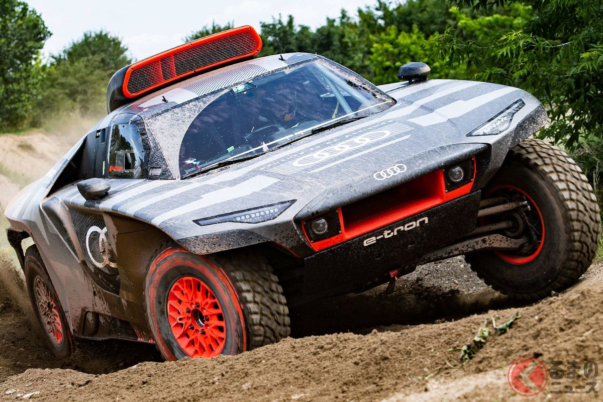 アウディ「RS Q e-tron」の走行テスト風景