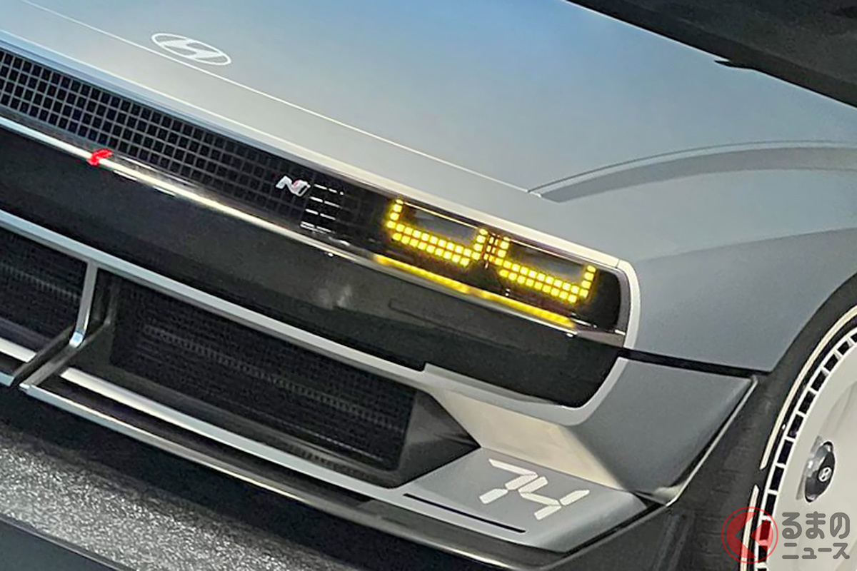 ヒュンダイが2022年7月に発表した燃料電池とバッテリーを搭載するスポーツカーのコンセプトカー「N ビジョン 74」