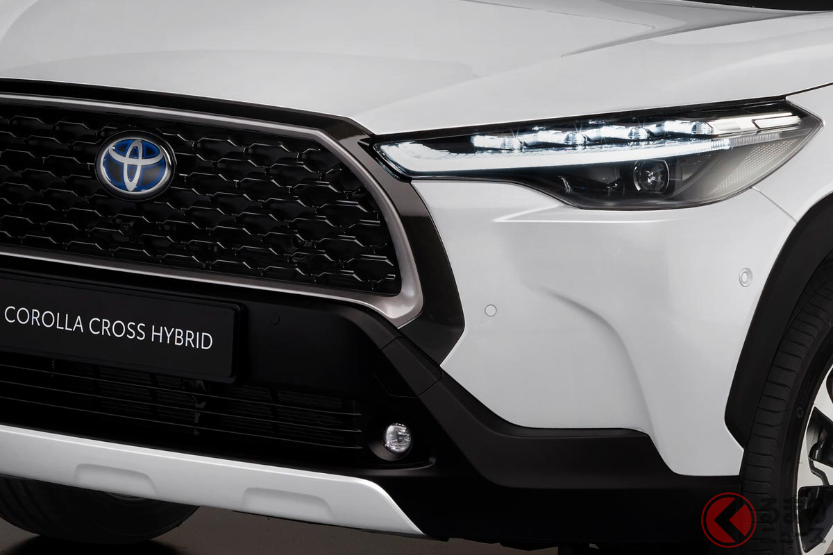 トヨタ「カローラクロス ハイブリッド」(欧州仕様)
