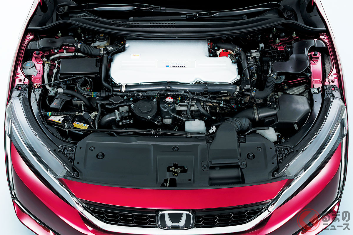 ホンダの燃料電池車「クラリティFUEL CELL」