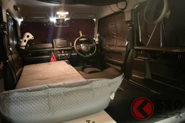 スズキ ジムニー車中泊仕様 は快適なの 全国制覇目指す 1人旅で編み出す 車中泊ライフ とは くるまのニュース スズキ ジムニー車中泊仕様 は快適なの 全国制覇目指す 1人旅で編み出す 車中泊ライフ とは くるまのニュース