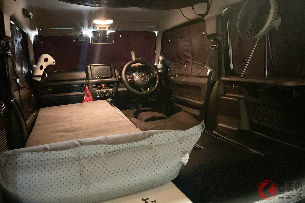 ジムニーでする車中泊は快適? 日本一周で実践している人に聞いてみた!(画像提供:みっきー@rikkunriku)
