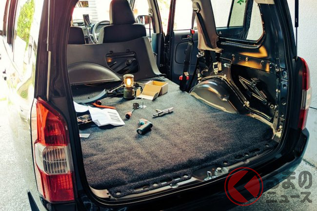 トヨタ 車中泊バン がスゴイ カプセルホテルみたいな 居住性 再現 サクシードの車中泊仕様とは くるまのニュース トヨタ 車中泊バン がスゴイ カプセルホテルみたいな 居住性 再現 サクシードの車中泊仕様とは くるまのニュース