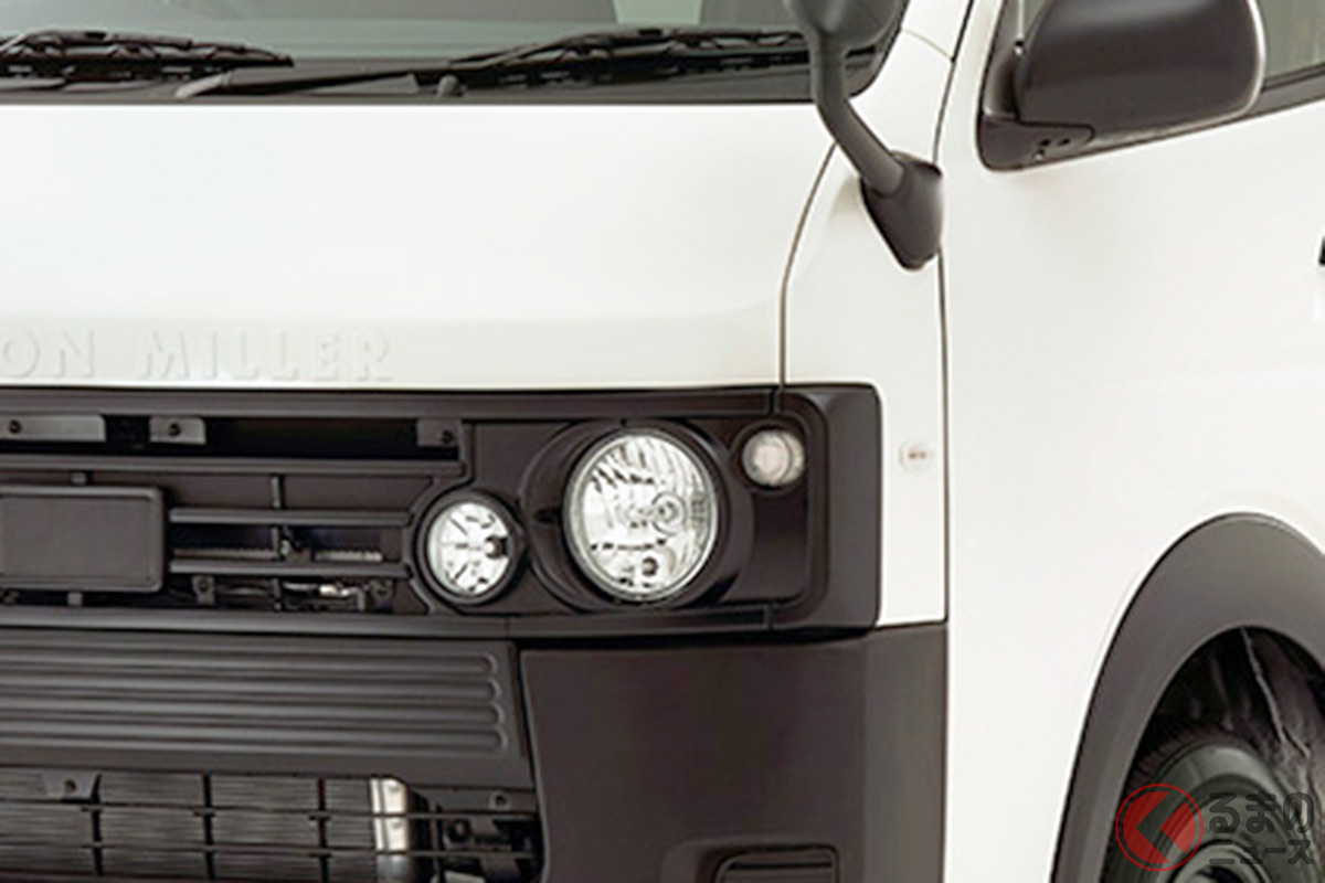 トヨタ「ハイエース」をベースにバンライフのテイストを取り入れた「GMLVAN V-01」(写真提供:AUTOBACS SEVEN CO.,LTD.)