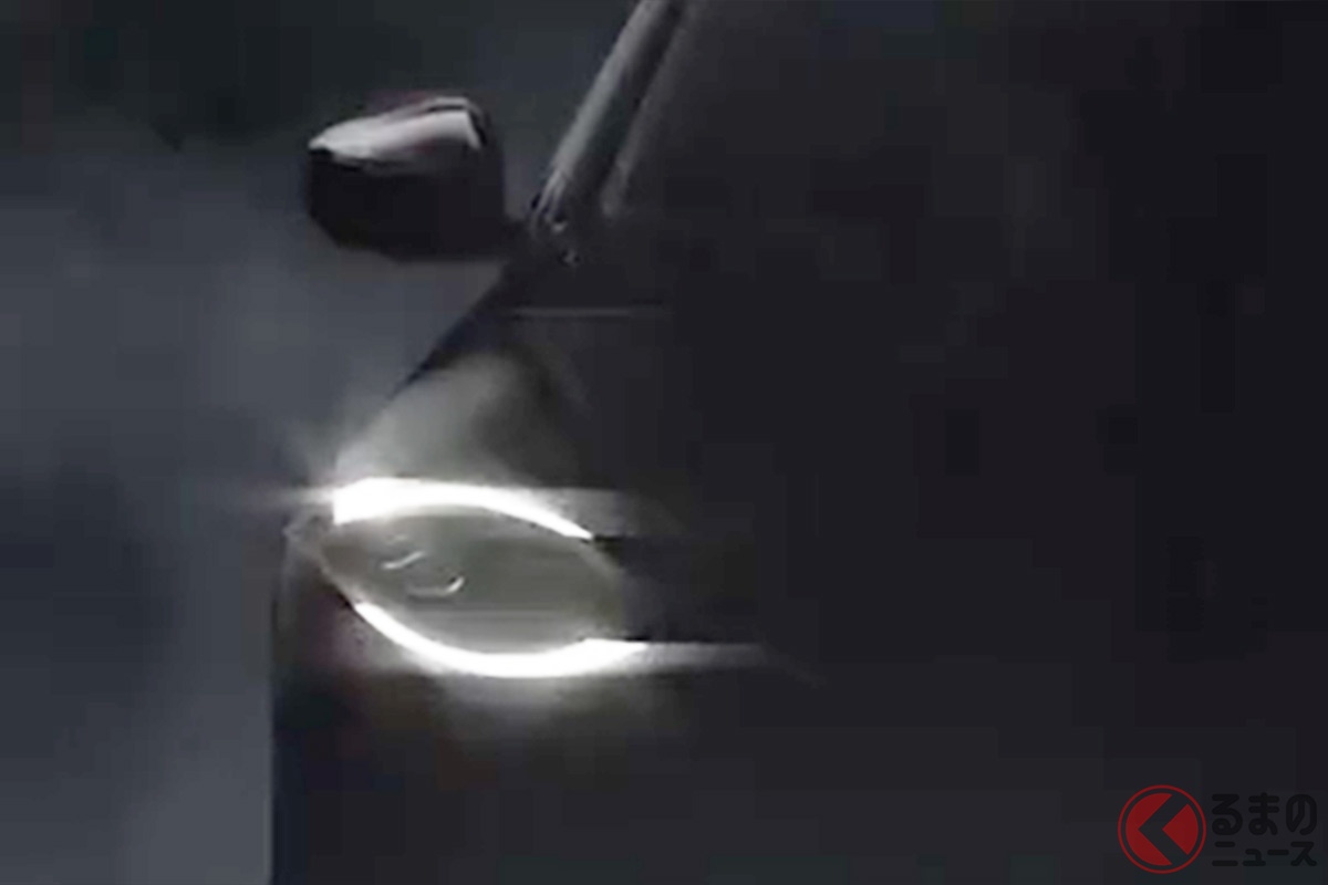 2021年8月17日の世界初公開を予告する形で公開された新型「フェアレディZ」のティザー画像(画像:米国日産のSNSより)