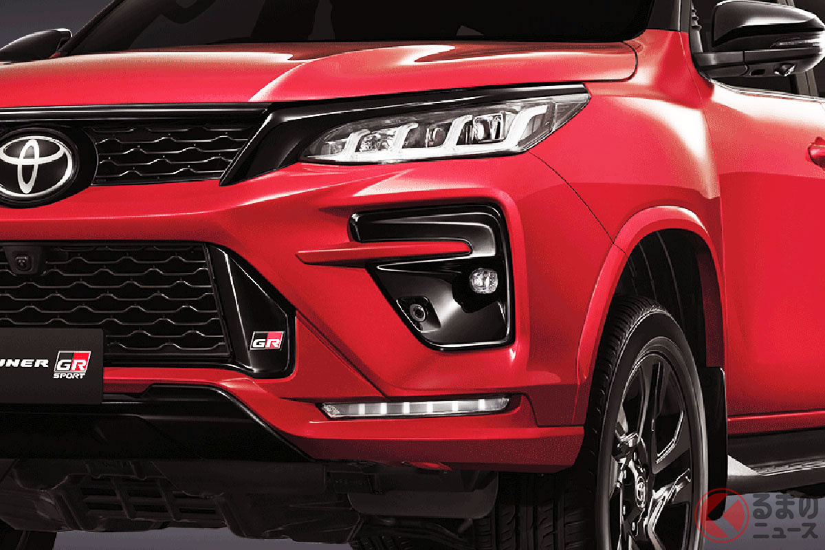 トヨタ新型SUV「フォーチュナーGRスポーツ」発表！ 黒グリルや専用エアロで強力武装 タイで登場 | くるまのニュース