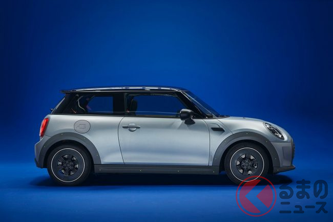 ポール・スミスとミニの英国ブランドがコラボ！ 世界で1台の「MINI