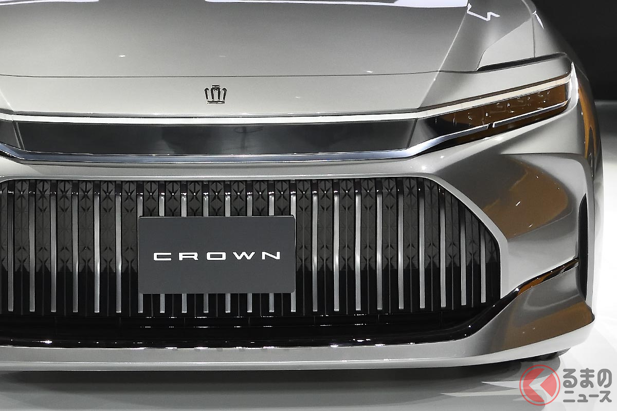 クラウンといえば「セダン」!