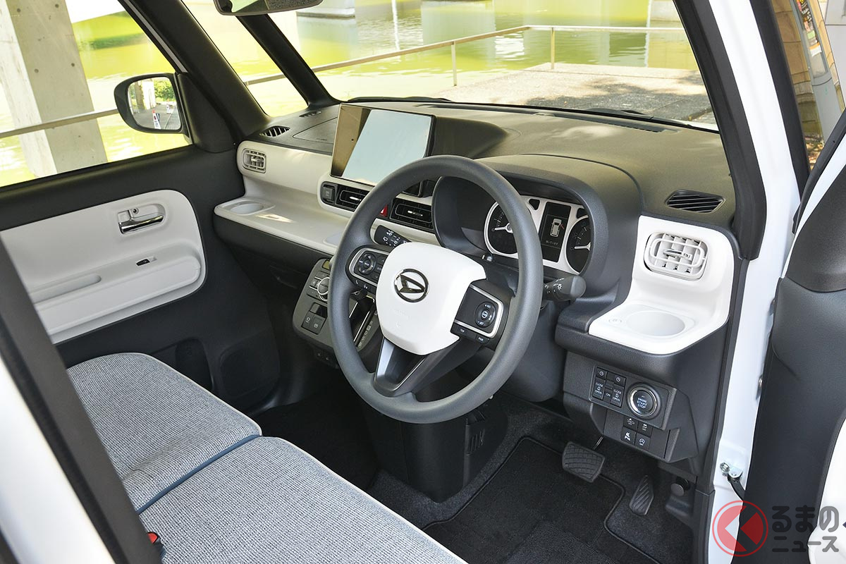 ダイハツ新型「ムーヴキャンバス」(ストライプス)