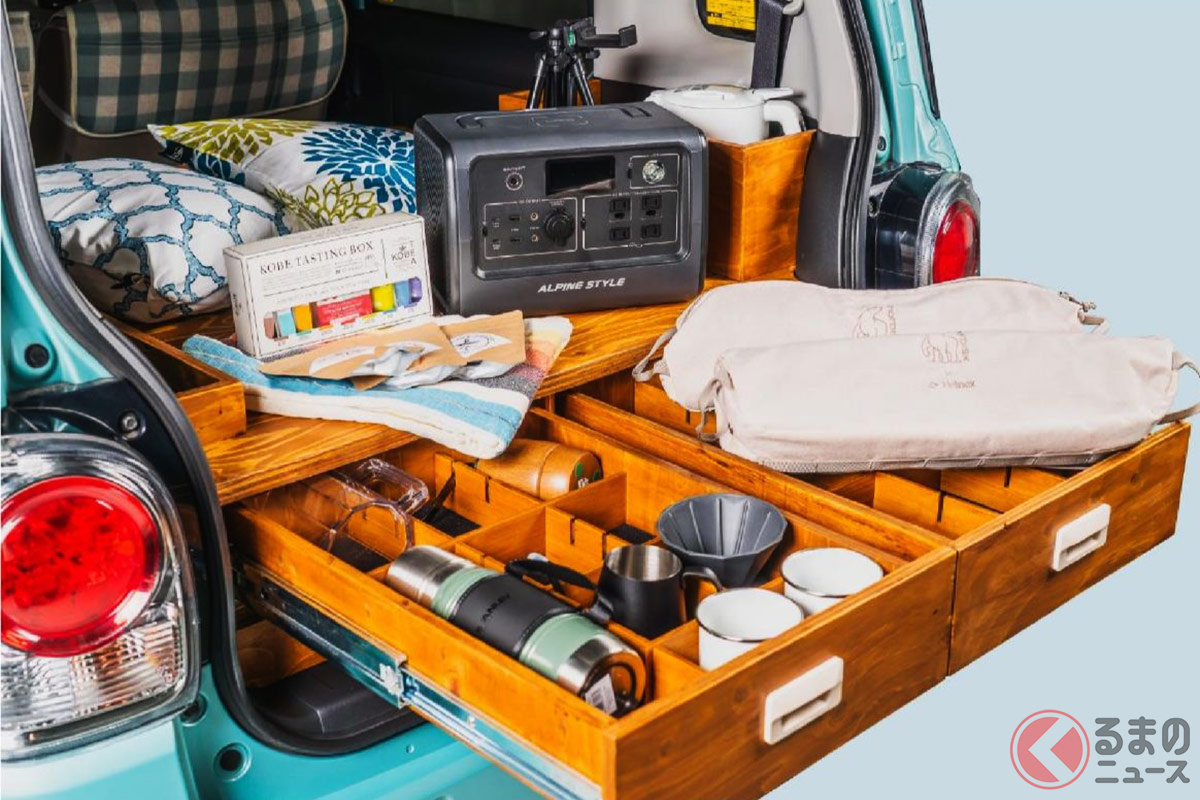 ダイハツ「ムーヴキャンバス」のカフェ仕様には引出し内蔵!? オシャ過ぎる内装に驚き! どんなクルマなの?