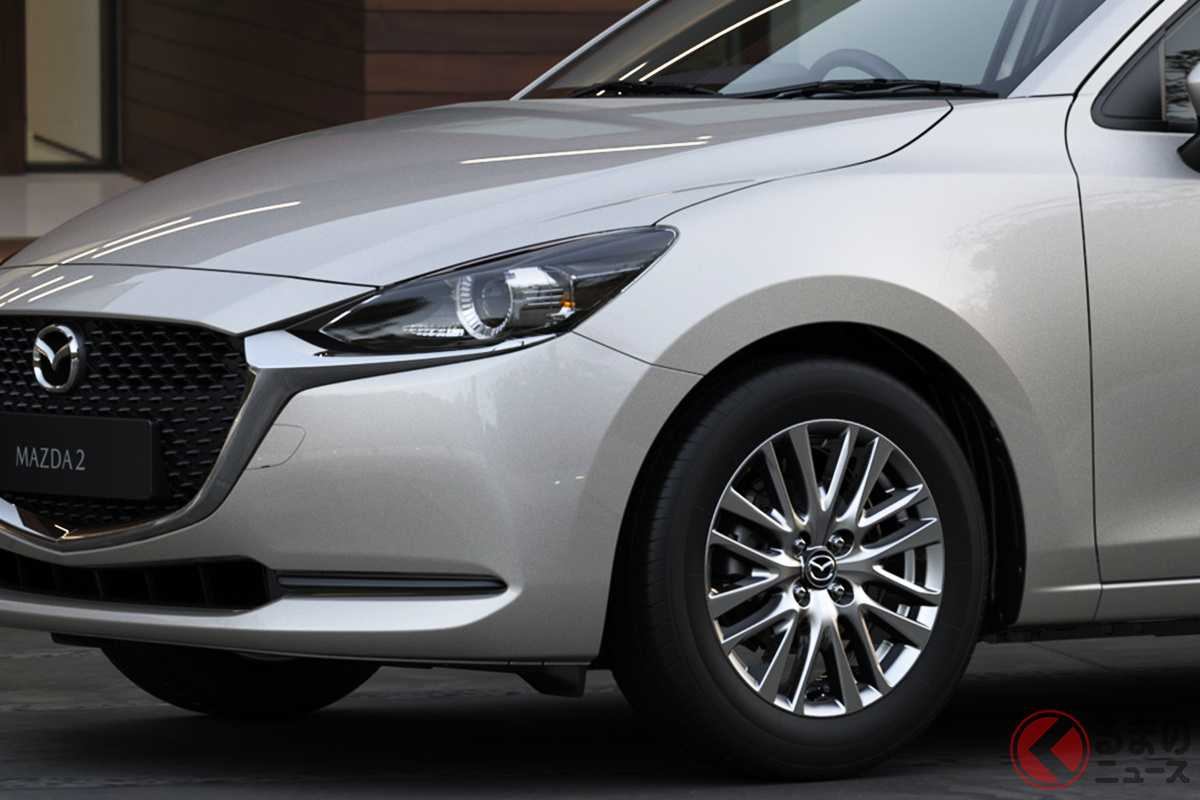 インドネシア仕様の「マツダ2セダン」