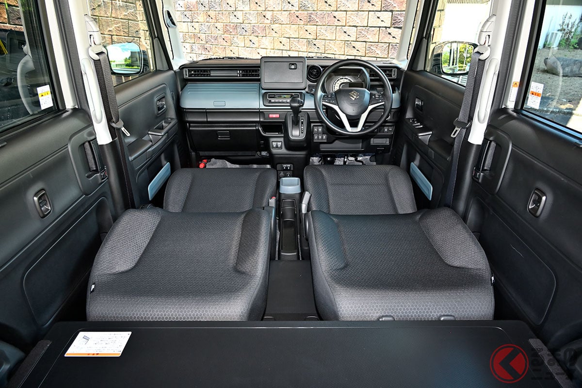 軽バンでも「車中泊」は快適に出来る? スズキ「スペーシアベース」で寝てみると…