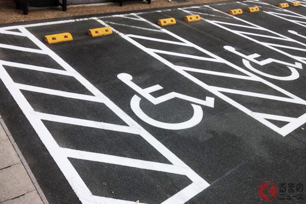 「車いすマークに駐車」は可能?(画像はイメージ)
