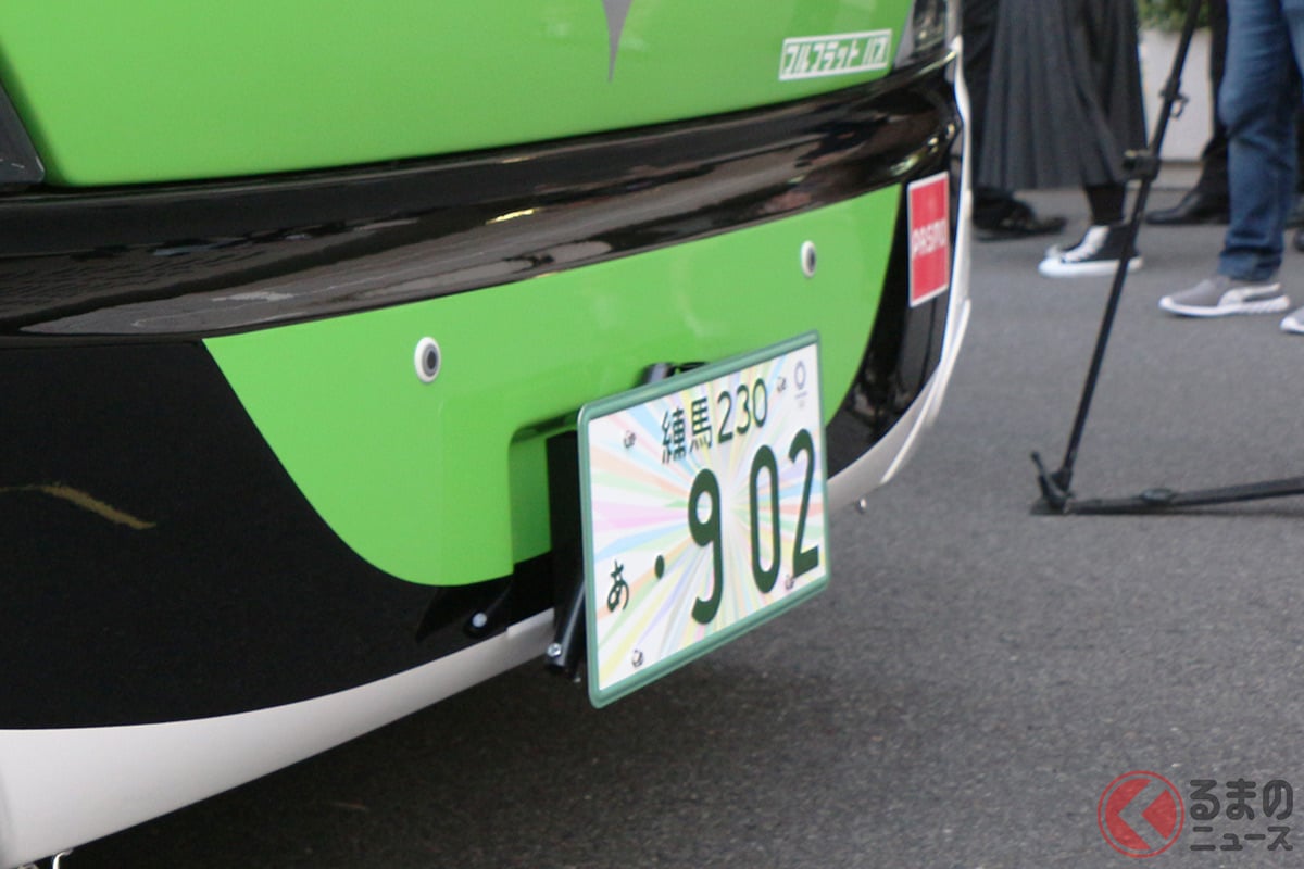 東京都が経営する公営バス（都バス）ではオリパラナンバーを採用している