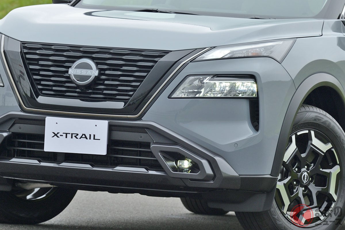 ダークカラーでコーディネイトされ「ゴツ顔」感アップ! 日産 新型「エクストレイル」のカスタムカー「エクストリーマーX」