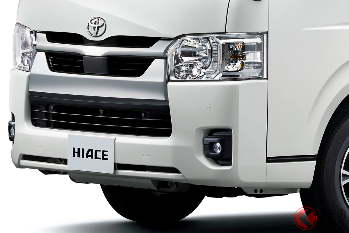 写真は個人ユーザーから根強い支持を集め続けるトヨタの上級グレード「ハイエースバン スーパーGL」(標準ボディ・標準ルーフ)