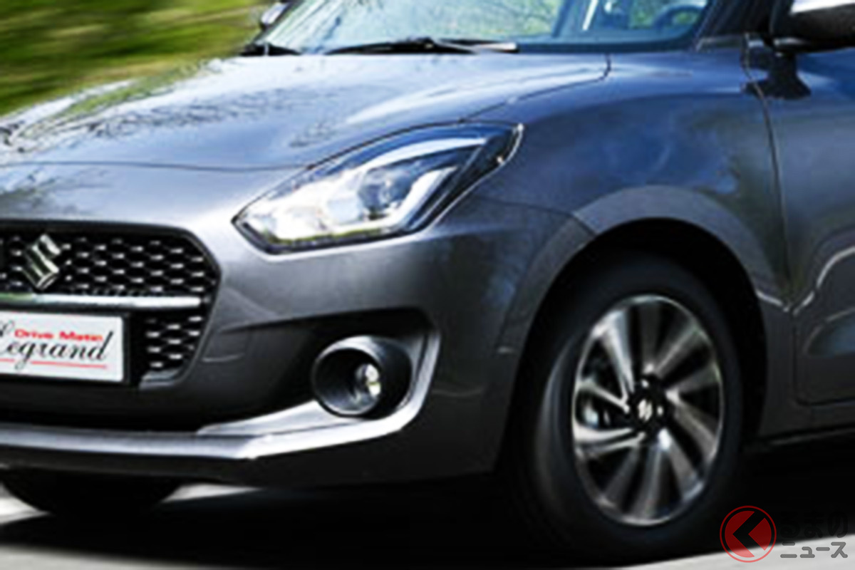 フランスで販売される「スイフト」ベースの教習車