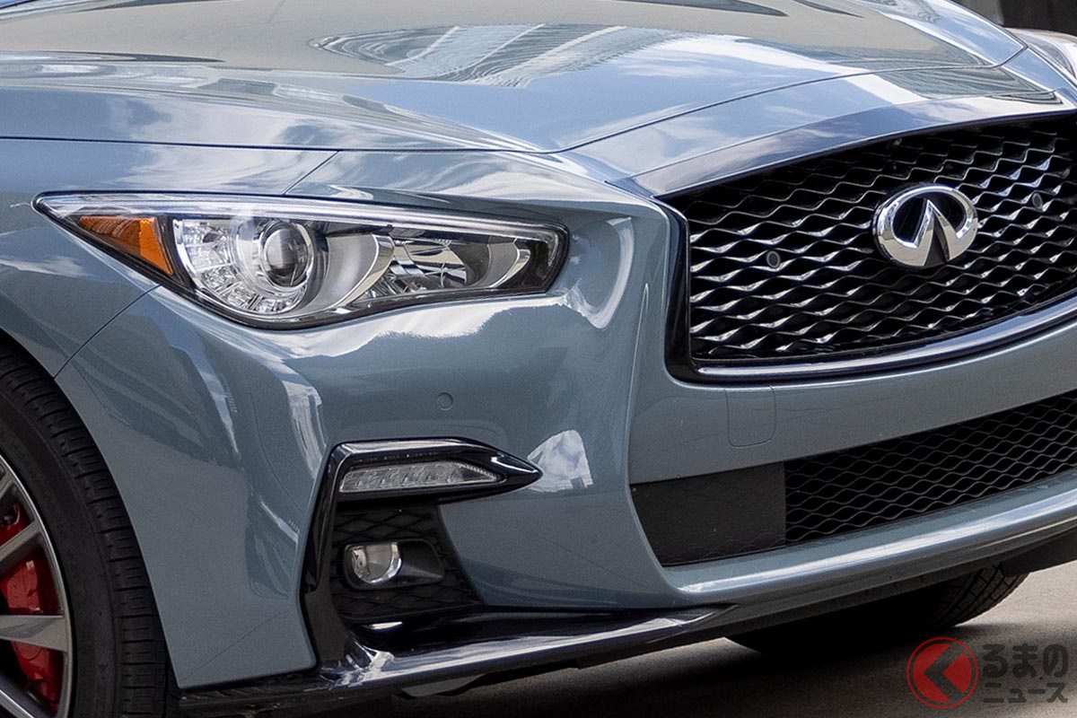 装備が充実したインフィニティ「Q50」(2022年モデル)