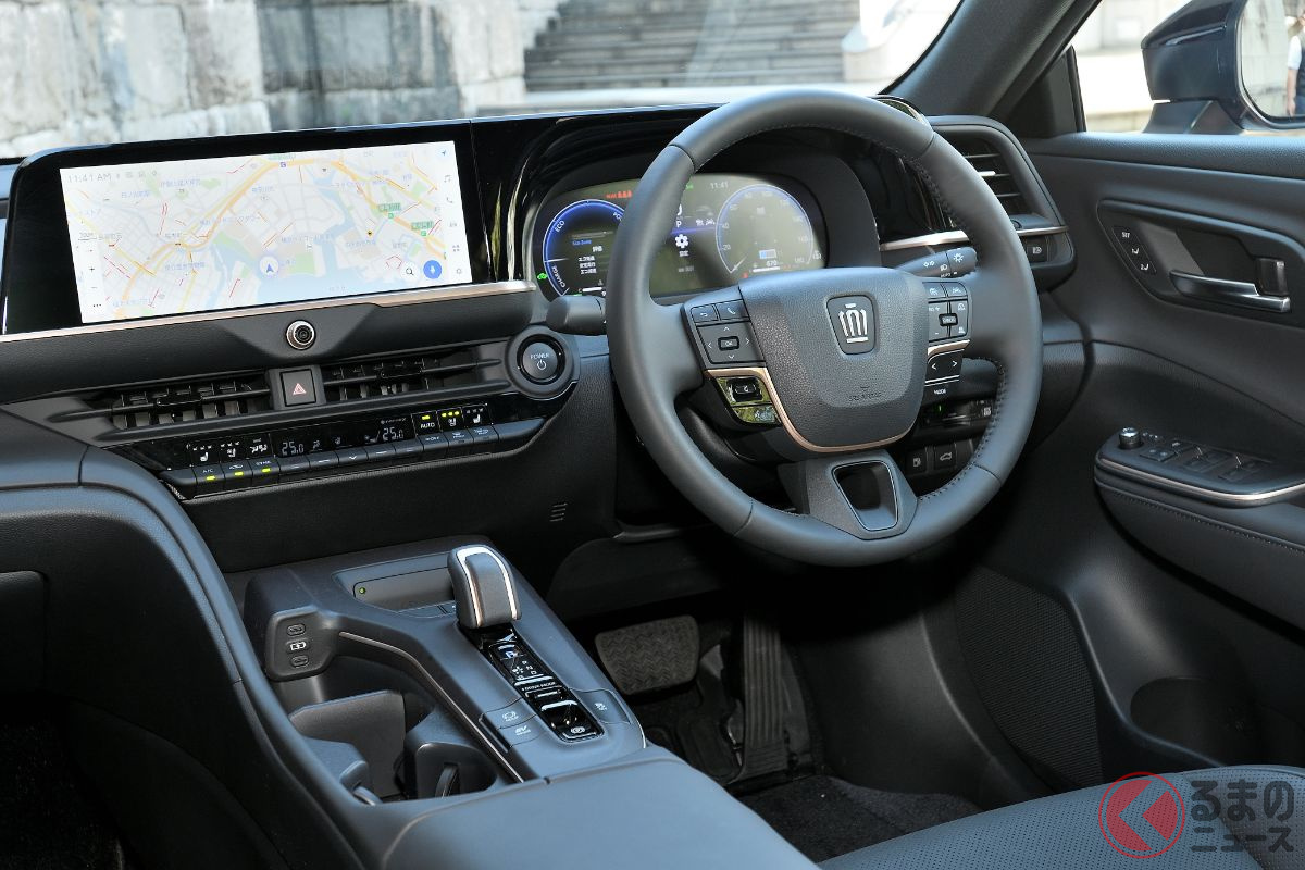 新型クラウンクロスオーバーの内装はどんな感じなのか?