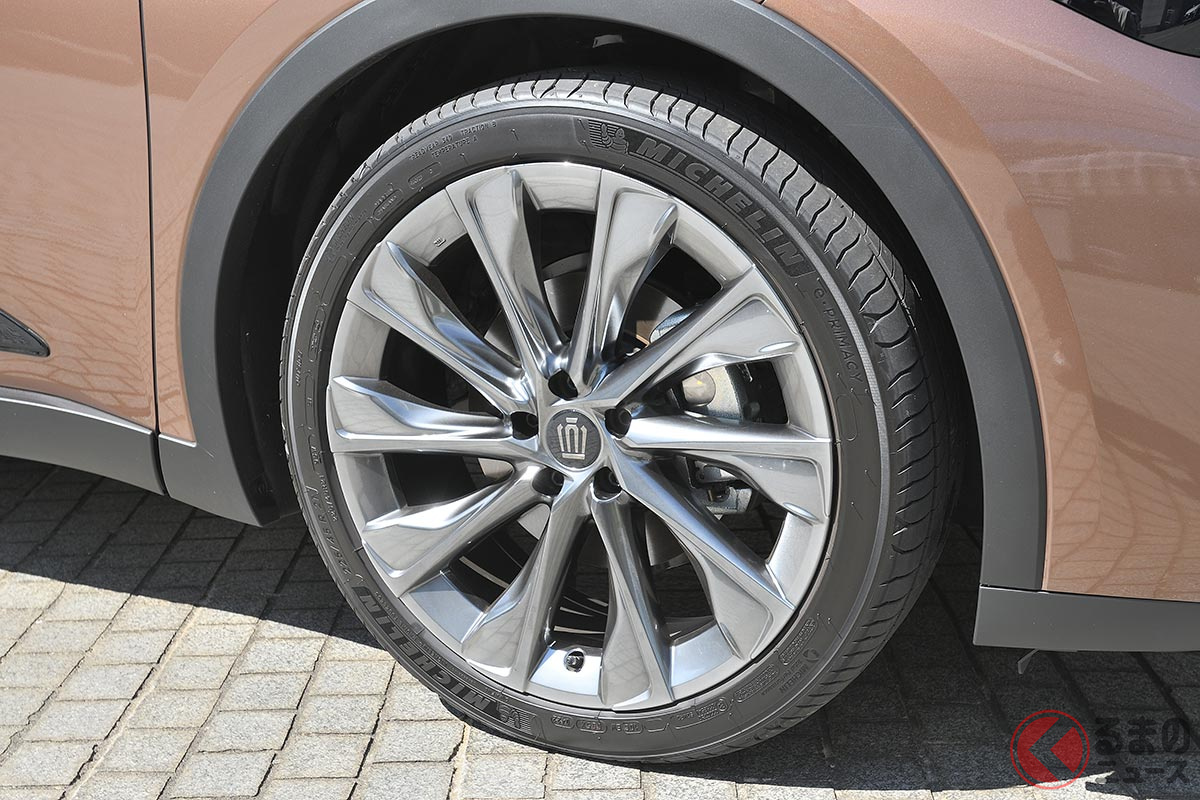 Toyota's New Crown Revamped in Crossover Style | Raistarcorp