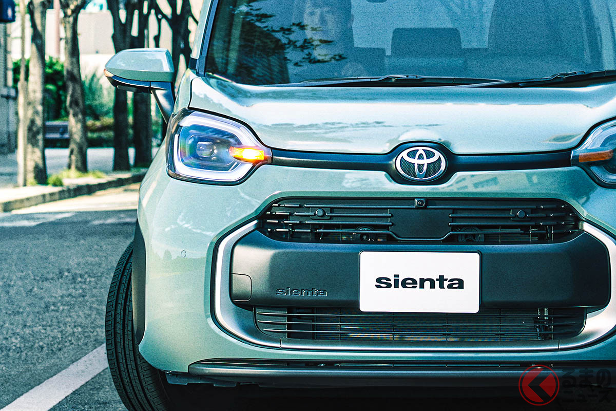 SNS等でさまざまなクルマに似ていると言われるトヨタ新型「シエンタ」