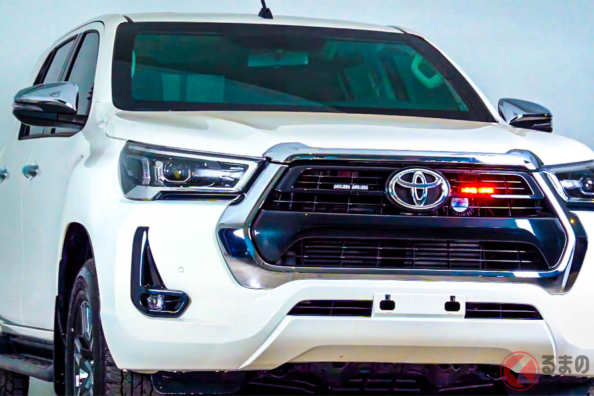 トヨタのピックアップトラック「ハイラックス」を装甲車化したINKAS「アーマードハイラックス」