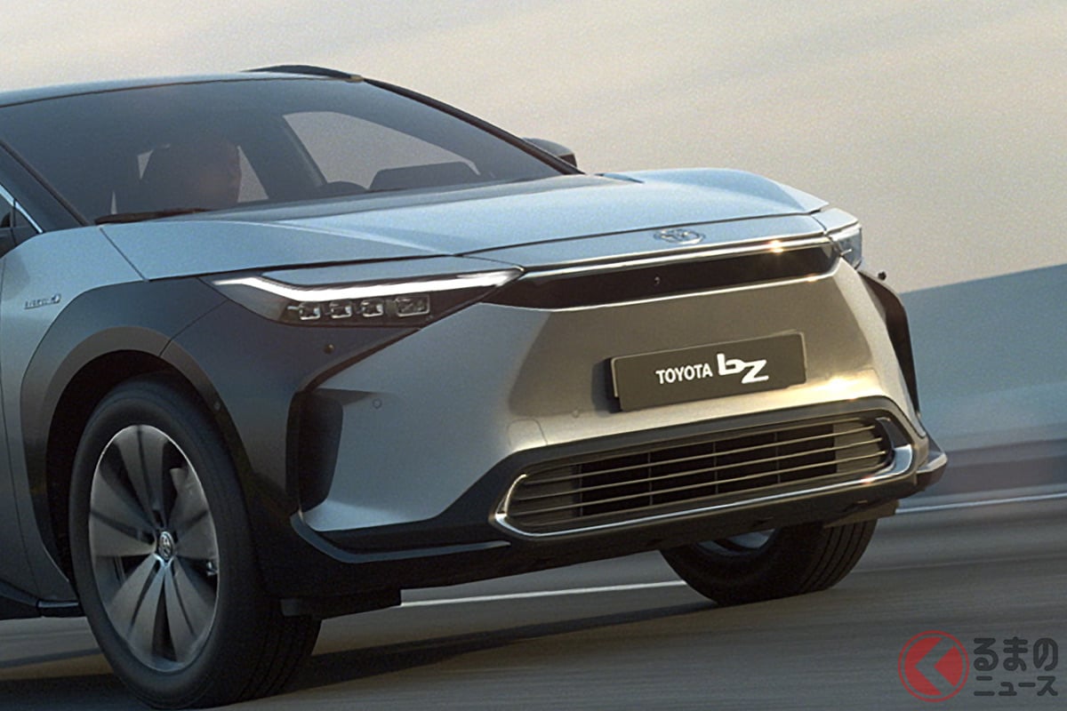 新型SUV「bZ4x」はEVブランド「bZシリーズ」の第一弾となるモデルでスバルとの共同開発となる（画像はプロトタイプ）
