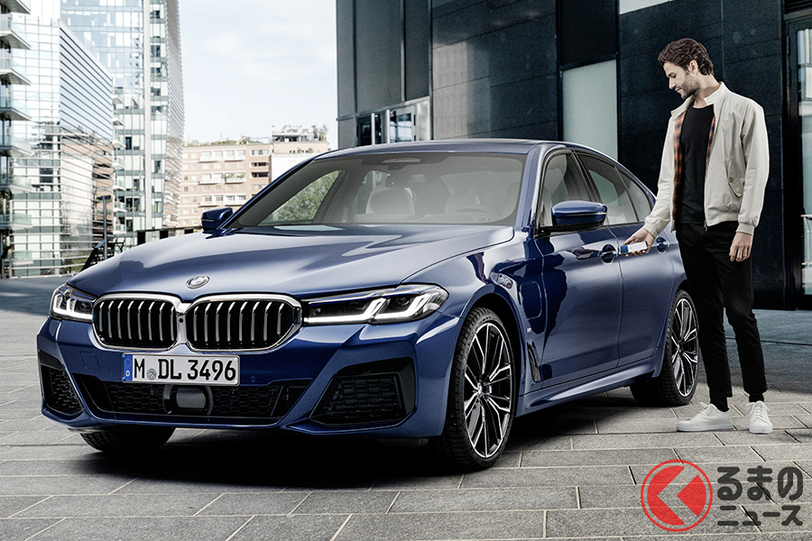 スマートフォンをカギとして解錠が可能なBMW「5シリーズ」