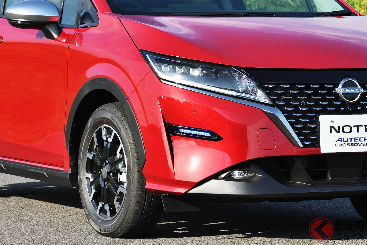 日産 新型suv ノートautechクロスオーバー 発売 黒パーツ装備でsuv化した新型ノートを世界初公開 くるまのニュース 日産 新型suv ノートautechクロスオーバー 発売 黒パーツ装備でsuv化した新型ノートを世界初公開 くるまのニュース