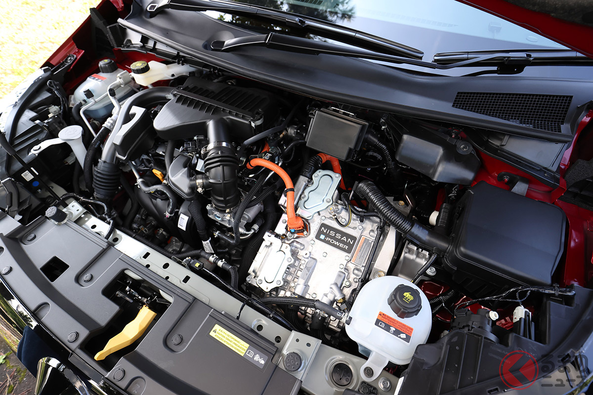 日産新型「ノートオーラ」(オーラ)