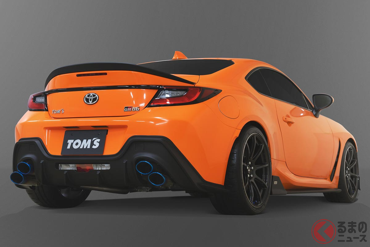 トヨタ新型「GR86」にオバフェン装備で存在感バツグン! トムスの