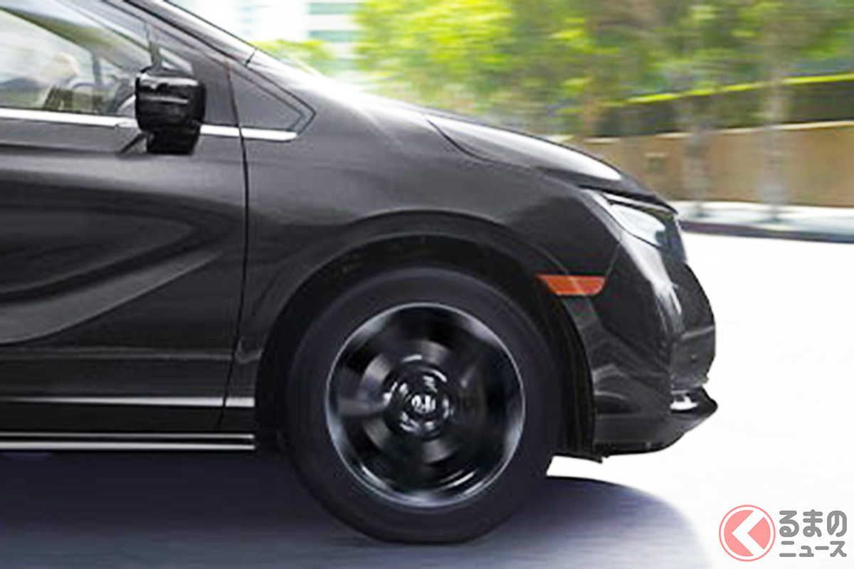 メキシコ仕様が投入されるホンダ「オデッセイ ブラックエディション」のティザー画像(ホンダメキシコ公式SNSより)